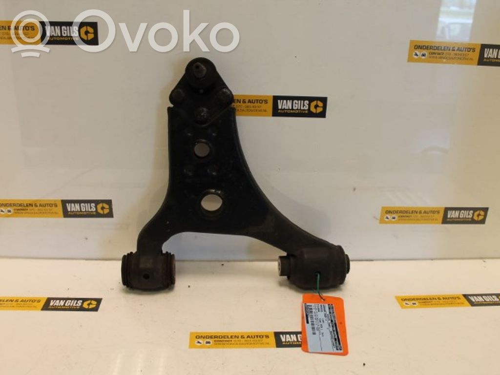 Mercedes-Benz B W245 Querlenker Achsschenkel vorne 
