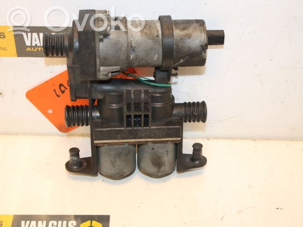 Alte piese de sub caroserie   147412135,147412135