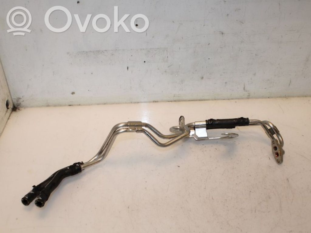 Volkswagen Polo VI Tubo di raffreddamento dell'olio