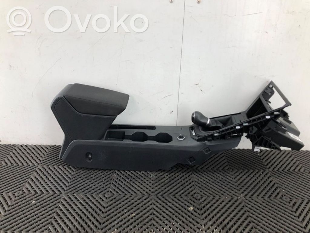 Volkswagen Polo VI Centrālā konsole 