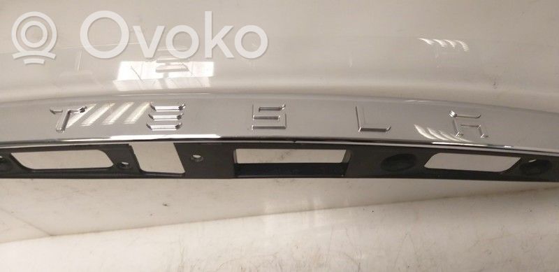 Tesla Model S Moldura de la puerta trasera 