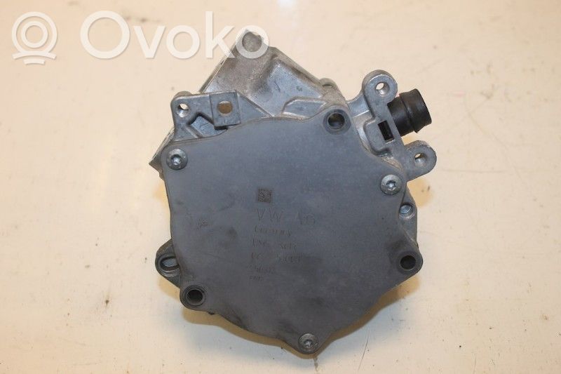 Pompa a vuoto   06K145100B,06K145100B