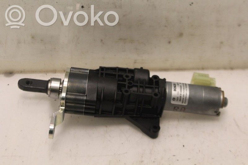 Audi A4 S4 B9 Takaluukun/tavaratilan luukun nostomoottori