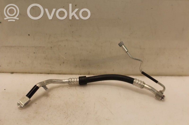 Audi A4 S4 B9 Conductă/furtun aer condiționat (A/C) 