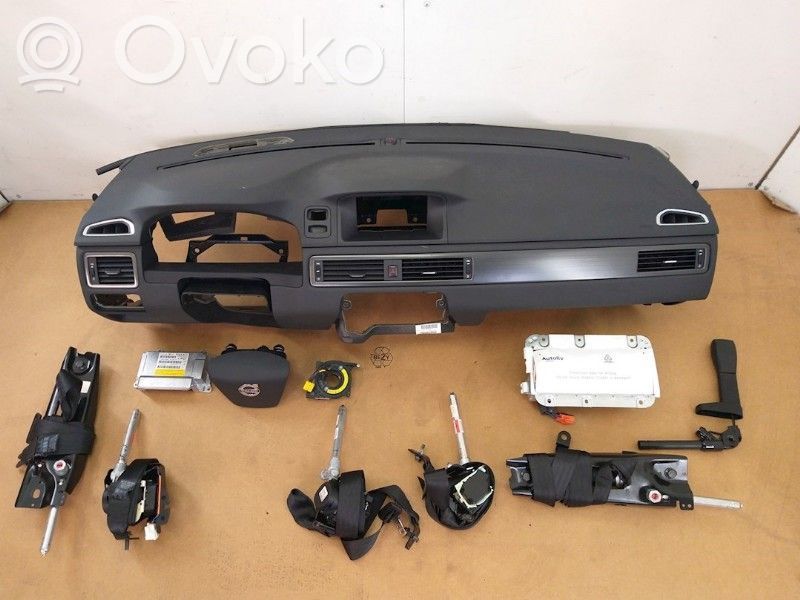 Volvo V70 Airbag set 