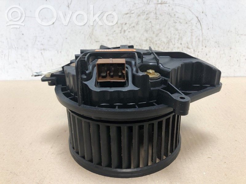 Audi A4 S4 B7 8E 8H Ventilator aerotermă 