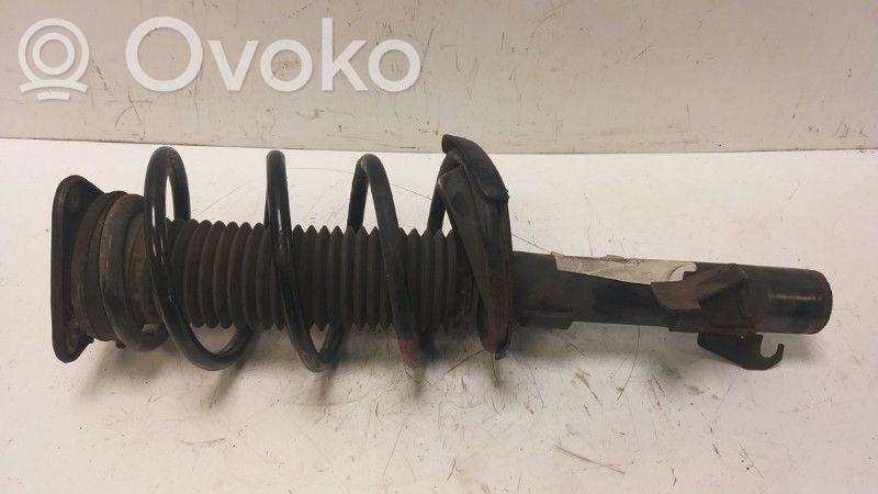 Volvo S40 Priekšpusē amortizators ar atsperi 