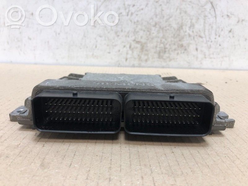 Engine control unit/module   8200323683,8200272406,8200272406,8200323683,S110140200A