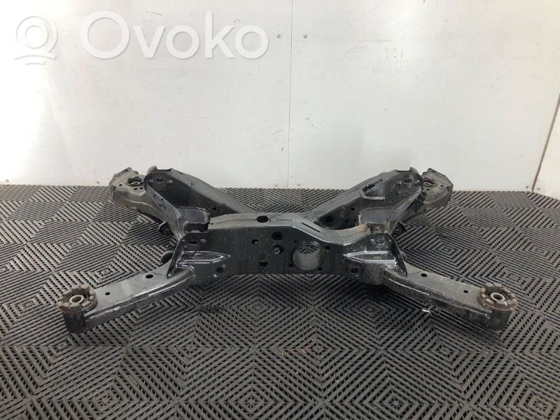 Nissan Qashqai J12 Kita dugno detalė 