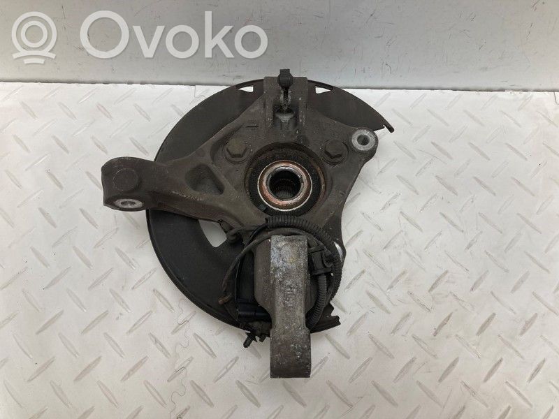 Opel Astra J Zwrotnica koła przedniego