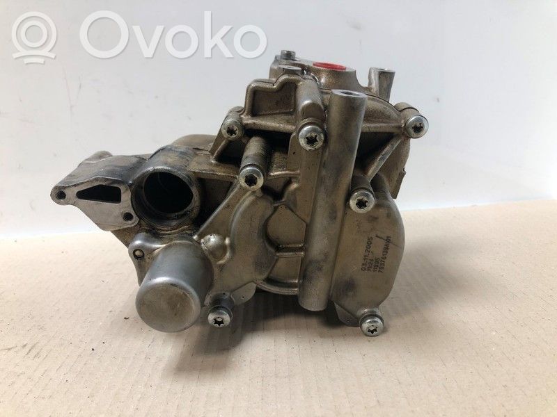 BMW 6 E63 E64 Öljypumppu 
