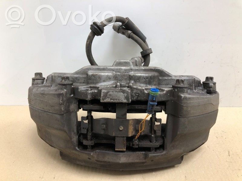 Mercedes-Benz C W205 Pinza del freno anteriore