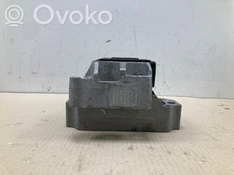 Mitsubishi Outlander Moottorin kiinnikekorvake