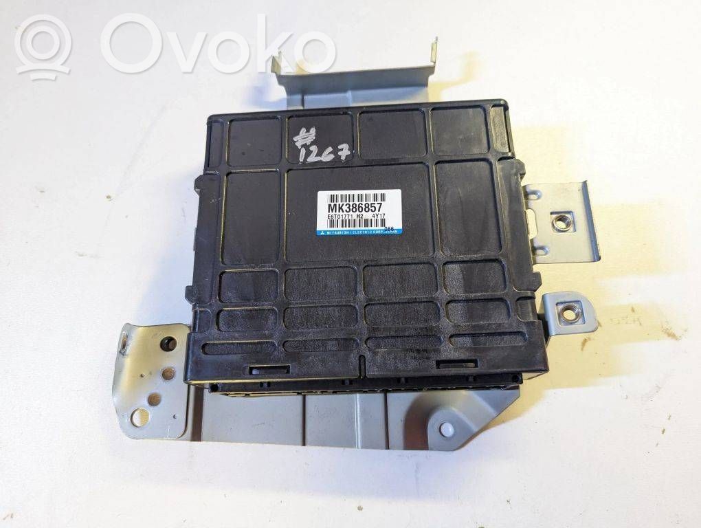 Mitsubishi Pajero Engine control unit/module 