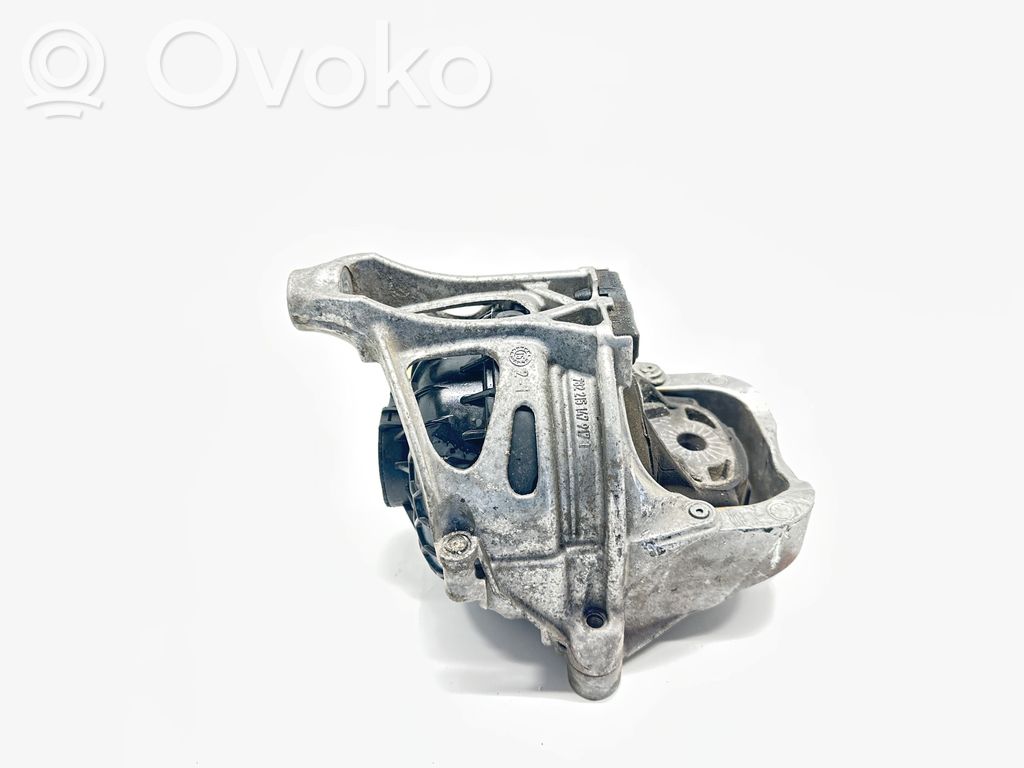 Audi Q7 4M Engine mount bracket 