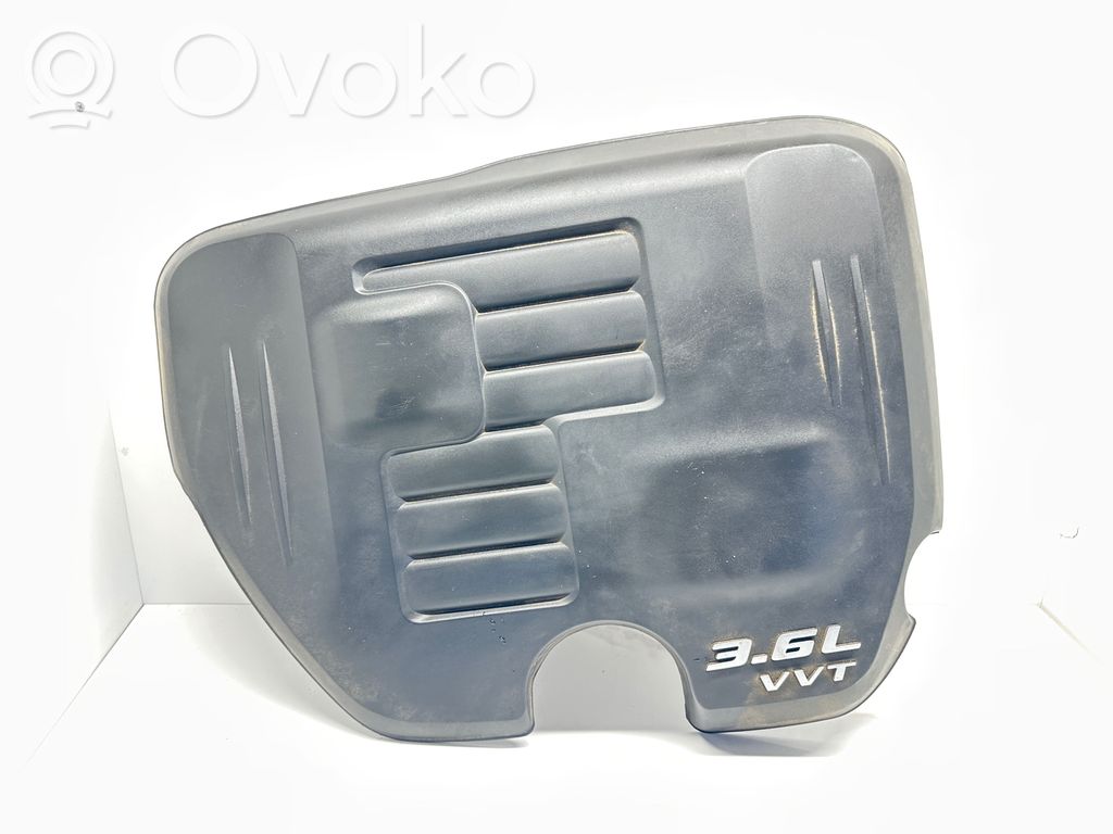 Dodge Charger Engine cover (trim) 