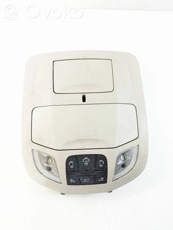 Chrysler Pacifica Front seat light 