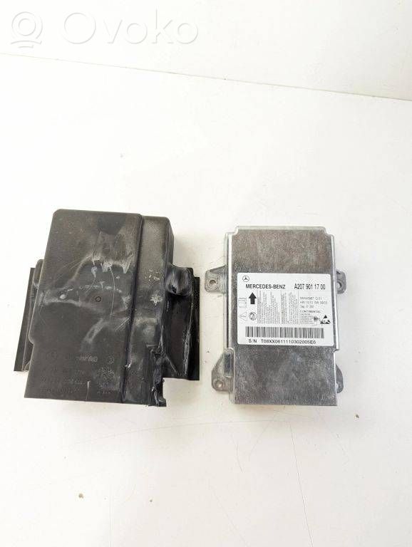 Mercedes-Benz E C207 W207 Airbag control unit/module 