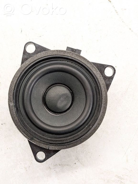 Volvo XC90 Front door speaker 