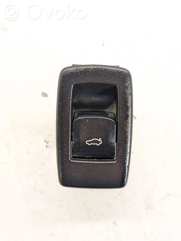 BMW 5 G30 G31 G38 Comutator deschidere hayon 