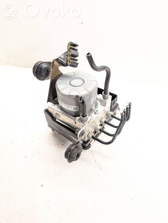Volvo V60 ABS Pump 