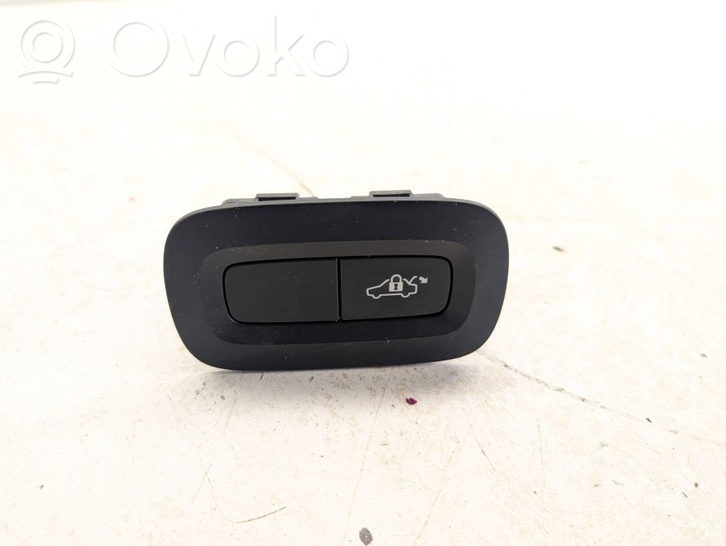 Volvo V60 Tailgate/boot open switch button 