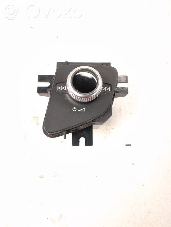 Audi Q7 4M Sound control switch 