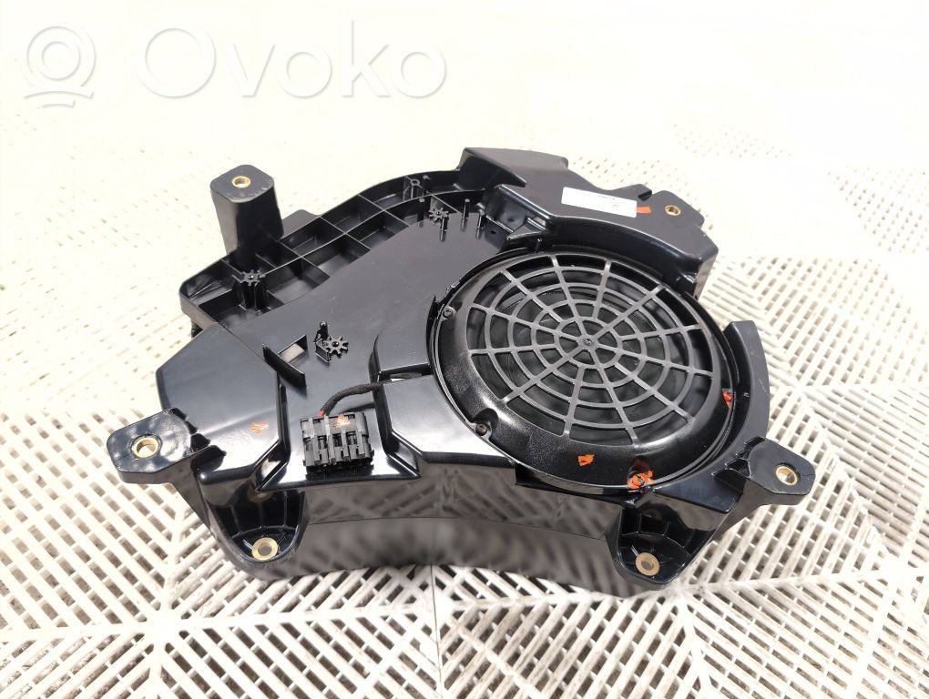 Porsche Cayenne (92A) Altavoz subwoofer 