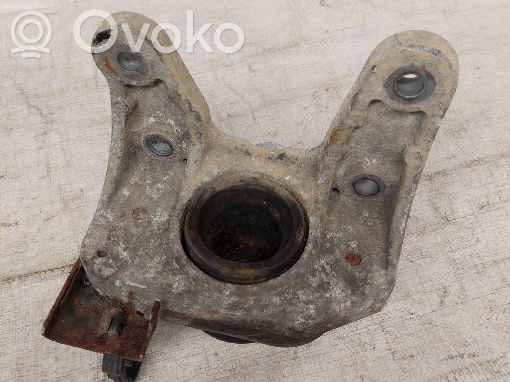 Opel Vivaro Gearbox mounting bracket 