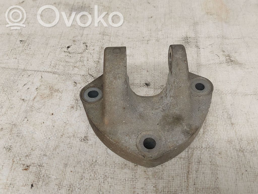 Engine mounting bracket   8200675217