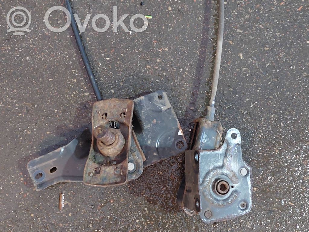 Renault Master III Spare wheel mounting bracket 