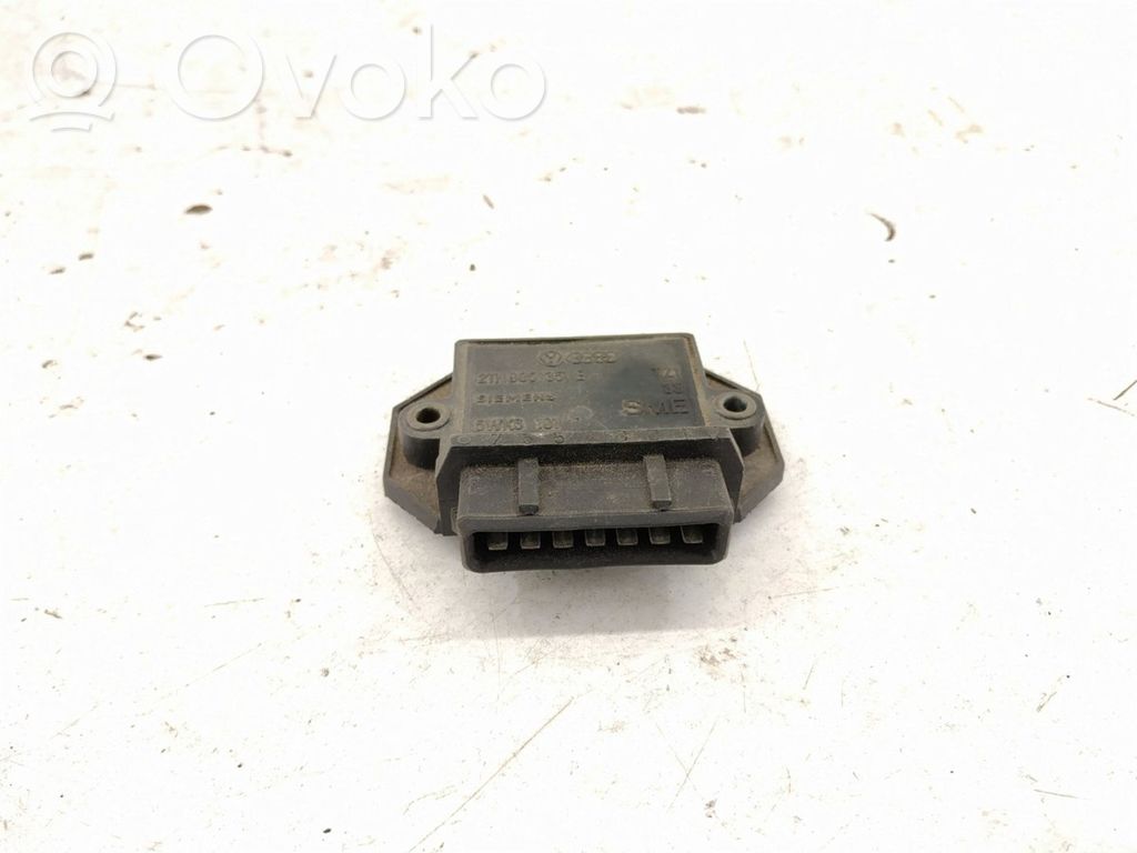 Engine control unit/module   211905351E,211905351E