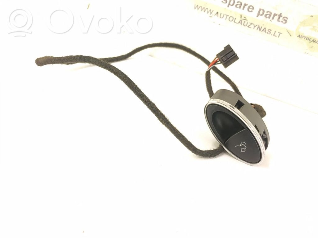 Tailgate opening switch   2118211151,2118210379,A2118210379,A2118211151