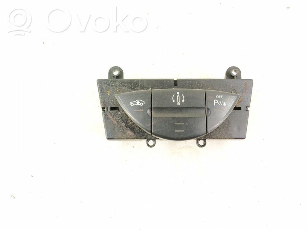 Mercedes-Benz E W211 Parking (PDC) sensor switch 