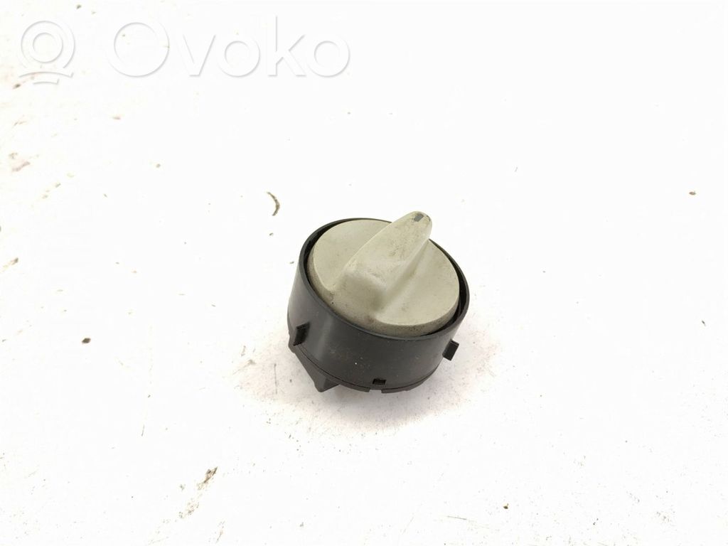 Volkswagen Golf IV Light switch 