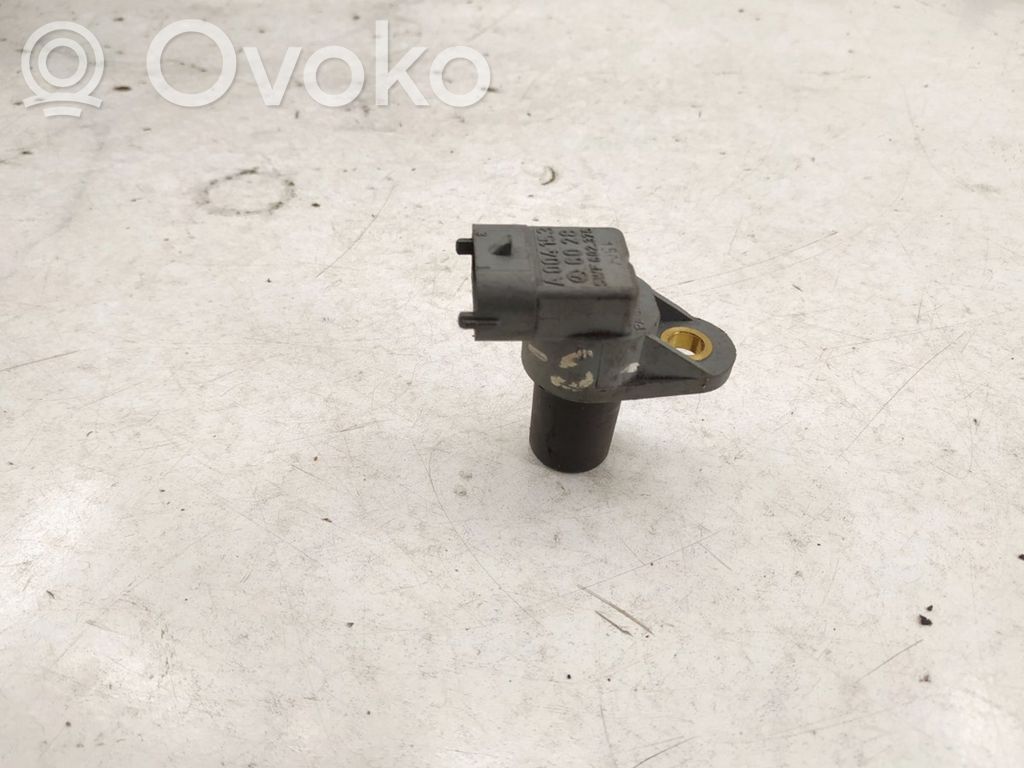 Mercedes-Benz C W203 Sensor de posición del cigüeñal 