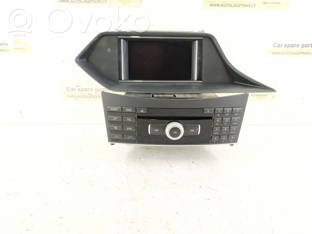 Mercedes-Benz E W212 Panel / Radioodtwarzacz CD/DVD/GPS 