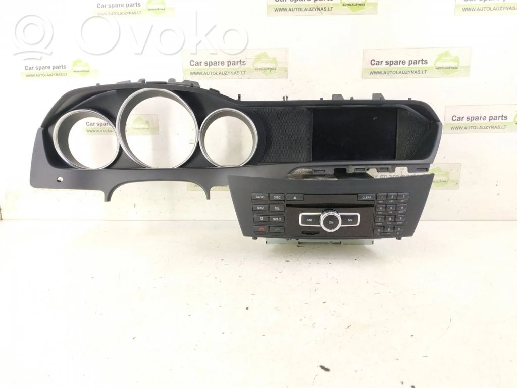 Mercedes-Benz C W204 Panel / Radioodtwarzacz CD/DVD/GPS 
