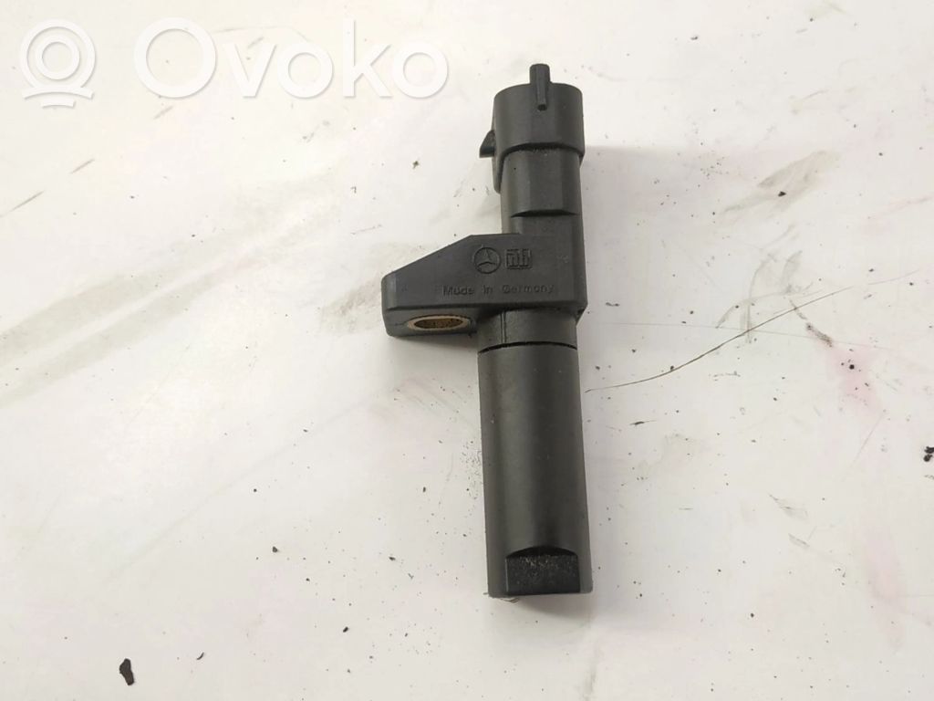 Mercedes-Benz E W212 Sensor de posición del cigüeñal 