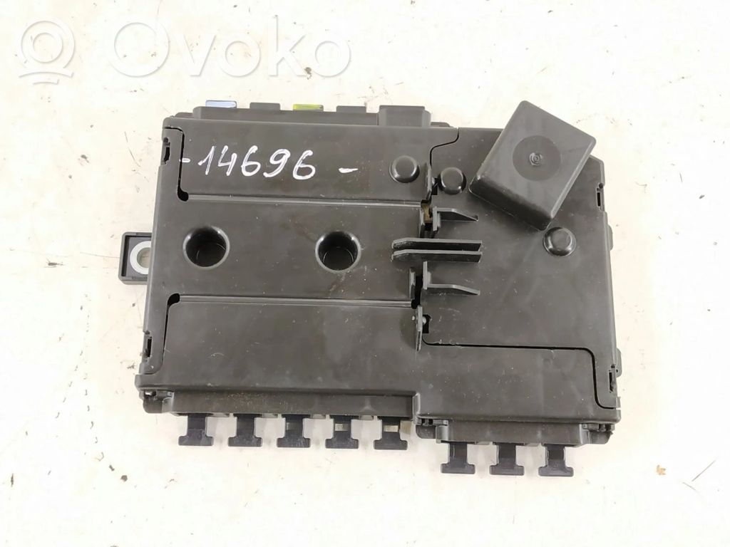 Mercedes-Benz E W213 Fuse box set 