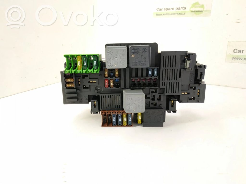 Mercedes-Benz C W205 Fuse box set 