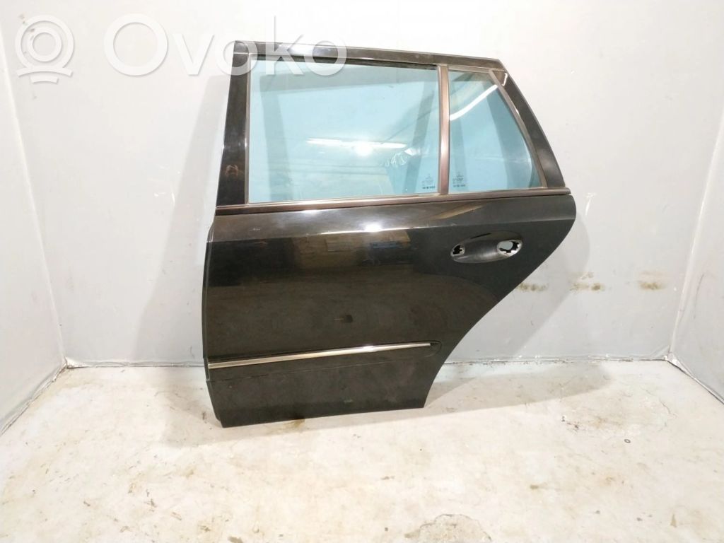 Puerta trasera   2117300305,A2117300305