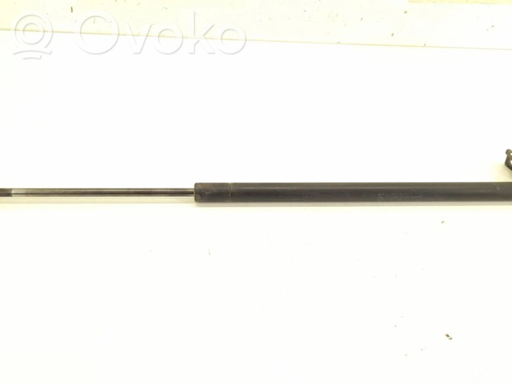 Smart ForFour I Tailgate strut 