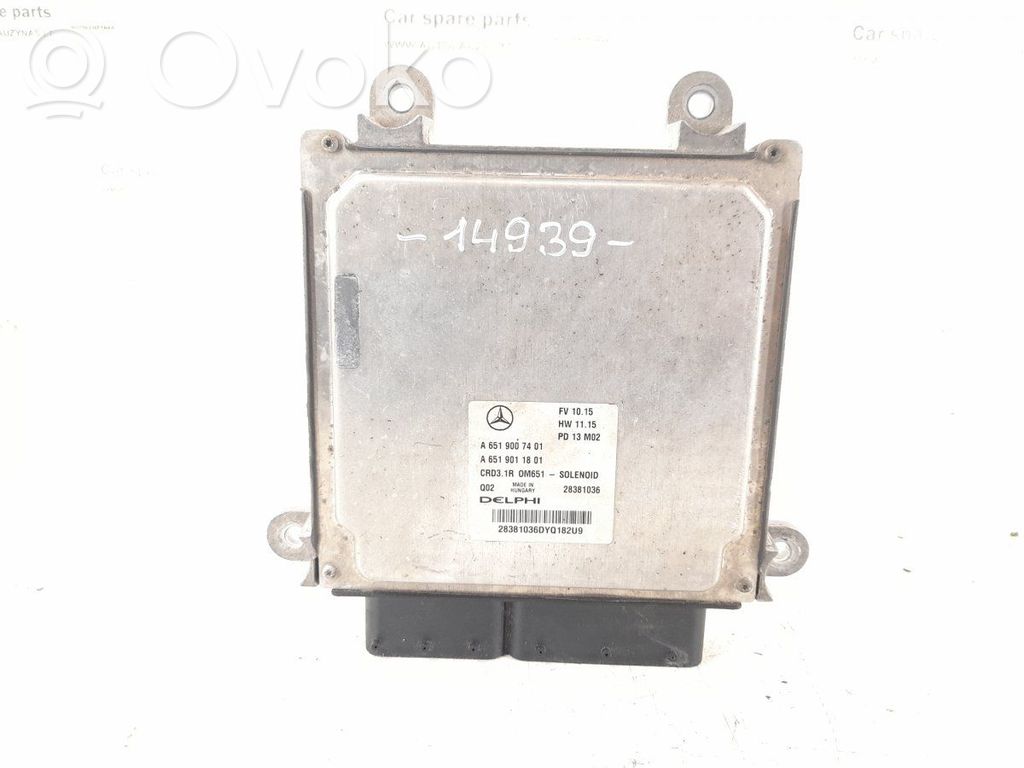 Mercedes-Benz GLK (X204) Engine control unit/module 