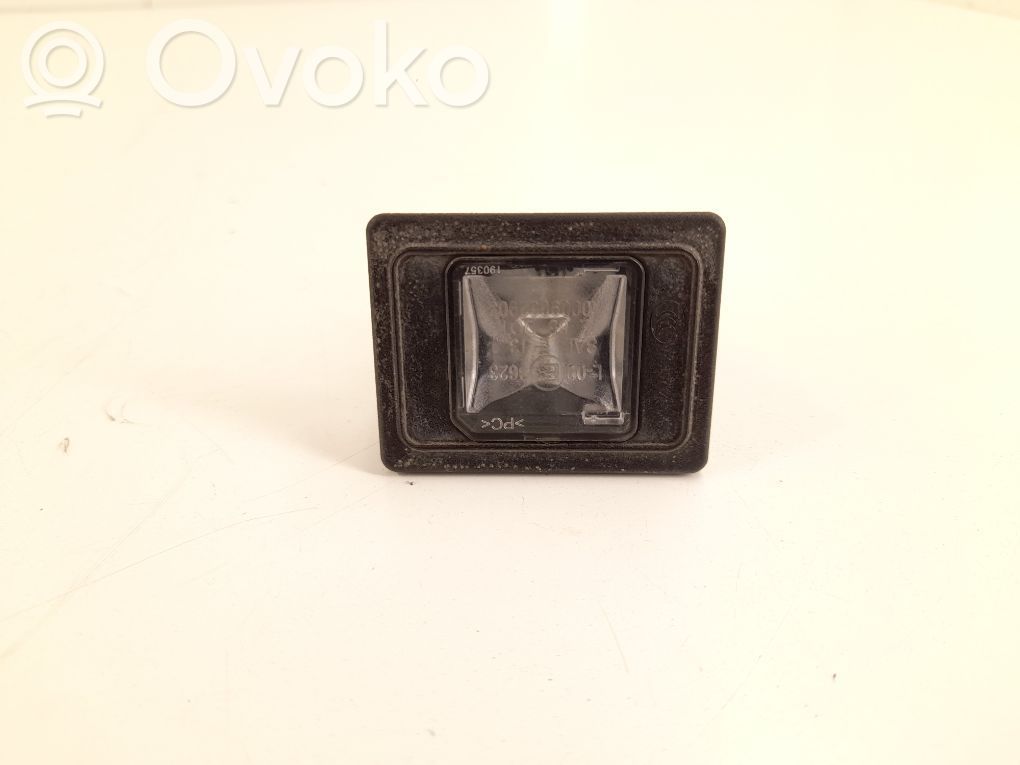 Lampa oświetlenia tylnej tablicy rejestracyjnej   0009062903,A0009062903