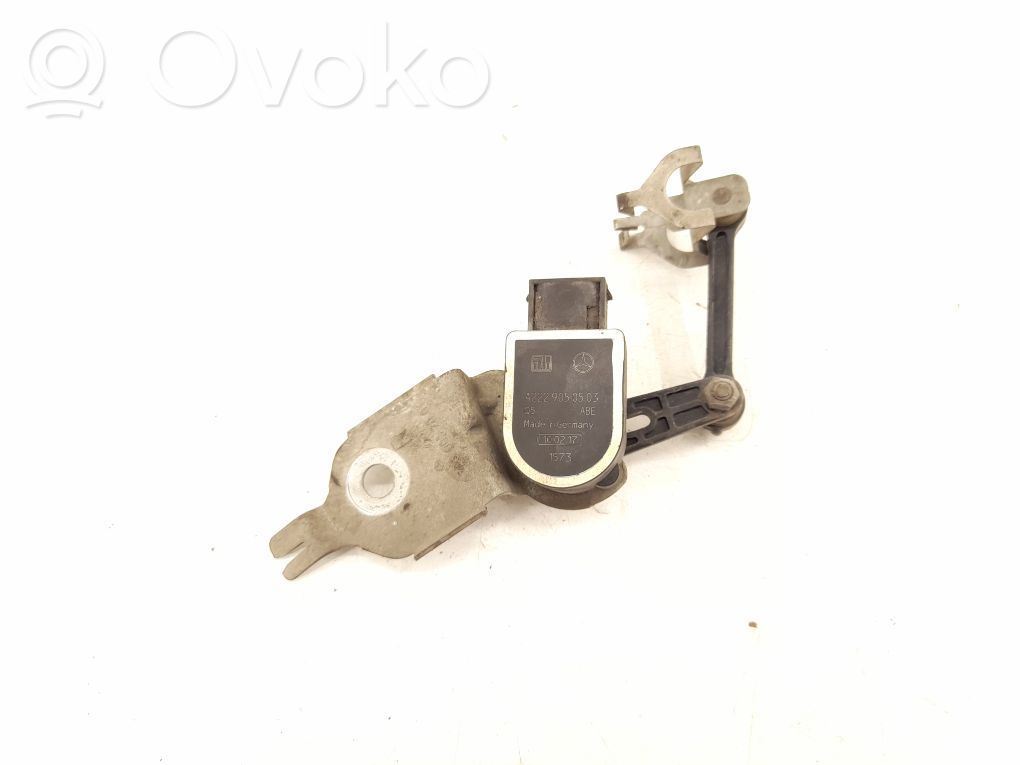 Mercedes-Benz C W205 Czujnik poziomu zawieszenia pneumatycznego osi przedniej 