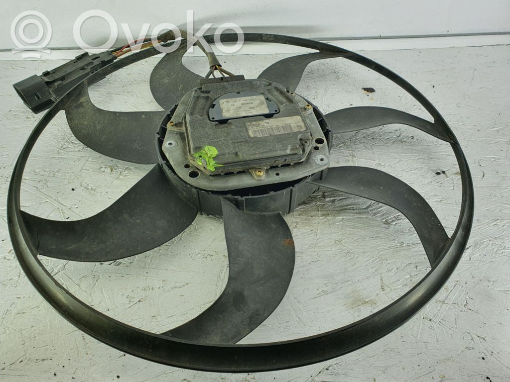 Elektrinis radiatorių ventiliatorius   3137229009,03071529004,1137328118,67326925724902,6925724