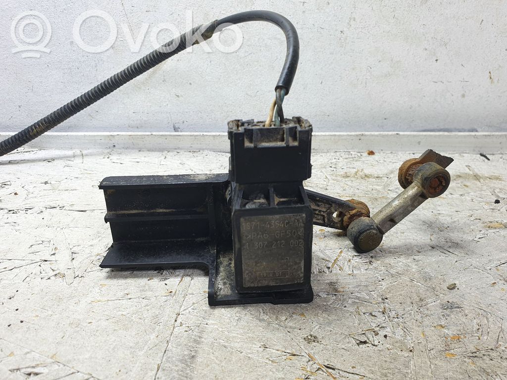 Mazda 6 Headlight/headlamp level sensor 