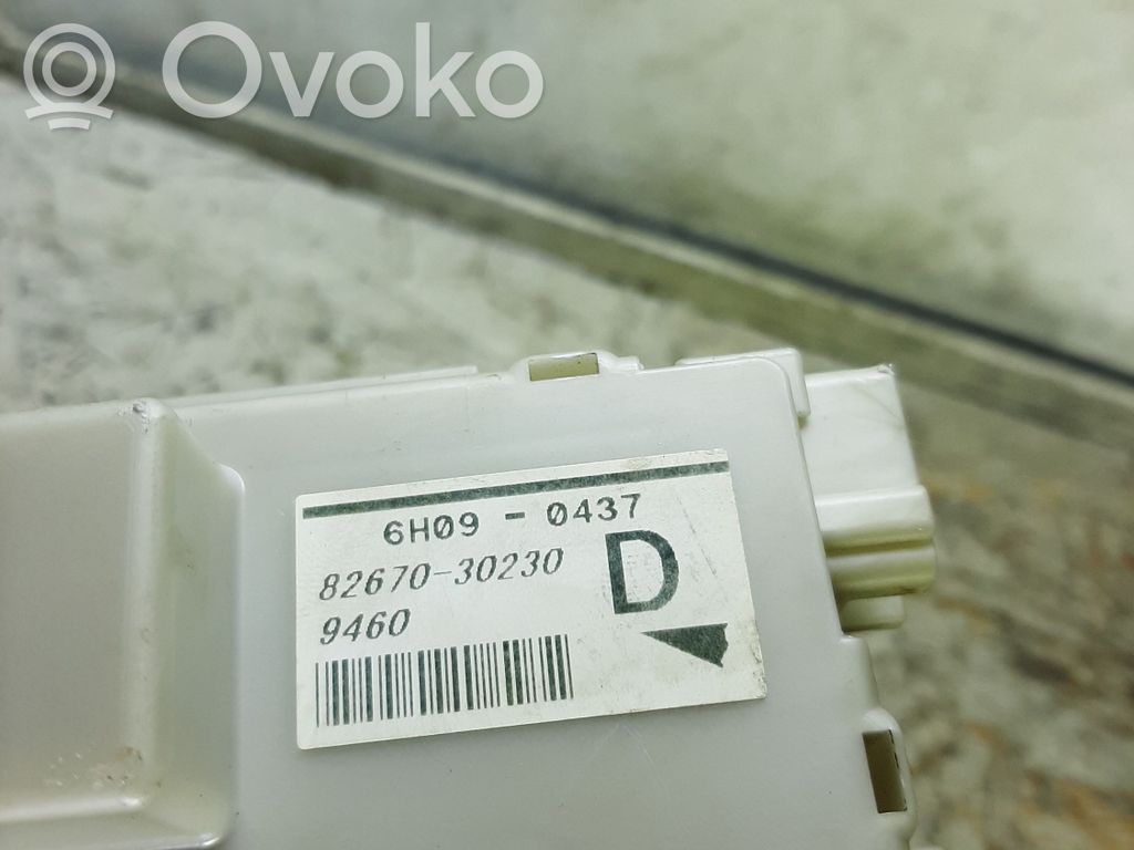 Lexus GS 300 350 430 450H Ramka / Moduł bezpieczników 