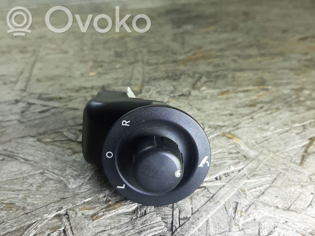 Jeep Grand Cherokee (WJ) Wing mirror switch 